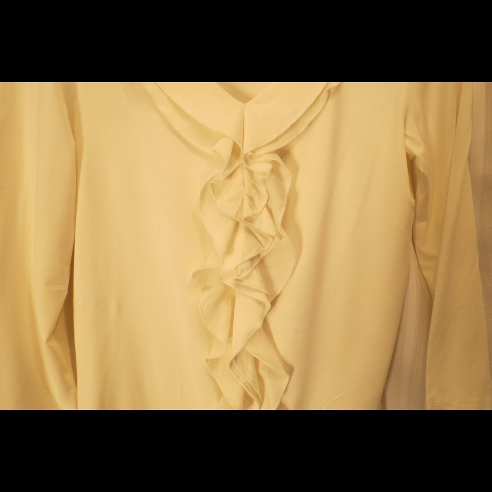 NEW Coldwater Creek Ruffled Ivory Top Size XS - Picture 4 of 4